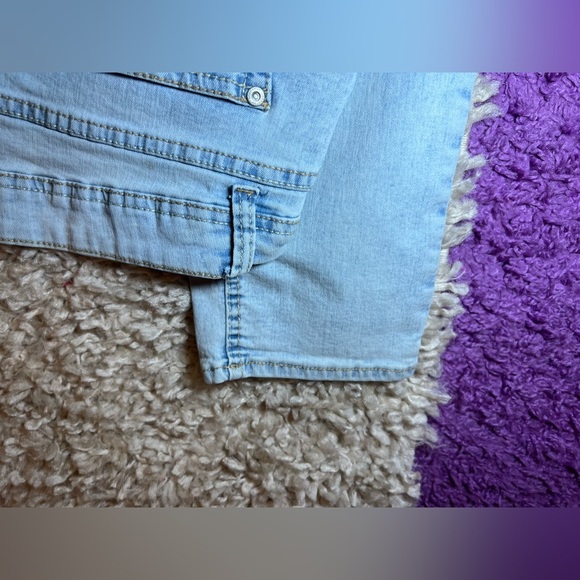 Light Blue Denim Jeans - Picture 7 of 8